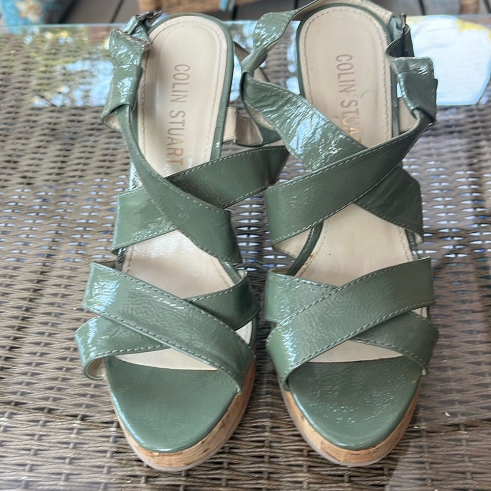 Colin Stuart green genuine leather shoes with 5” heel size 7 1/2
